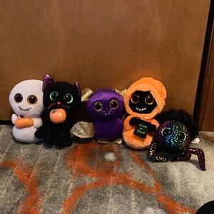 5 pack halloween beanie boos